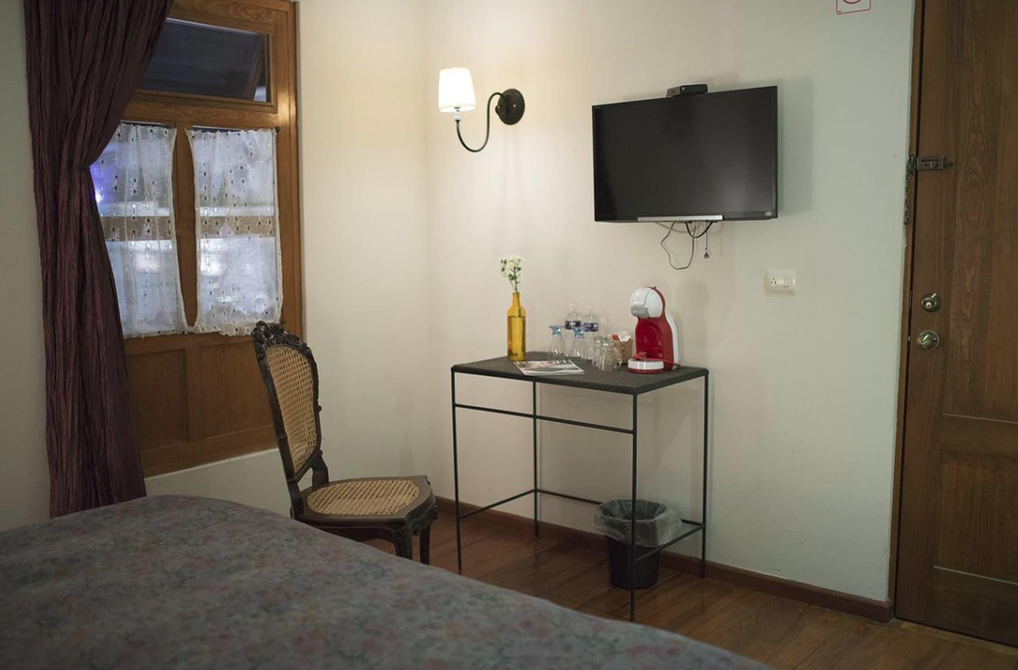 Gertrudis Hotel Морелия Экстерьер фото
