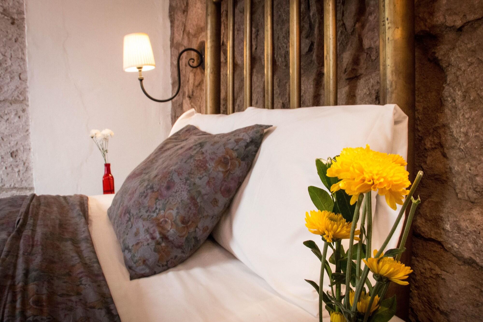 Gertrudis Hotel Морелия Экстерьер фото