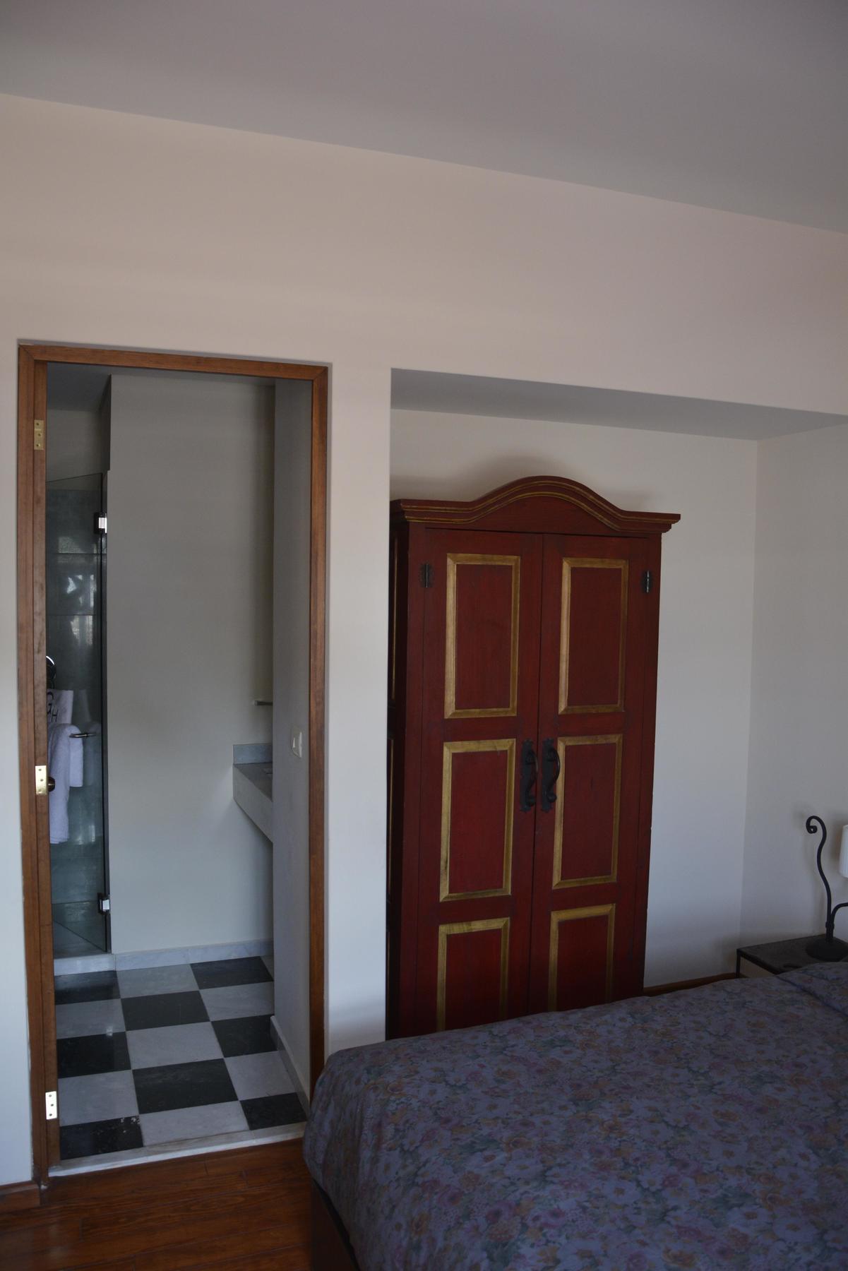 Gertrudis Hotel Морелия Экстерьер фото