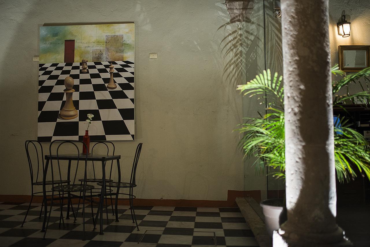 Gertrudis Hotel Морелия Экстерьер фото